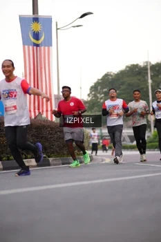 Runner Photo 4676465