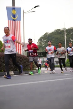 Runner Photo 4676474