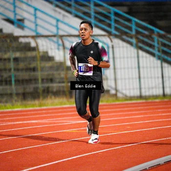 Runner Photo 4676497