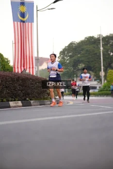 Runner Photo 4676604