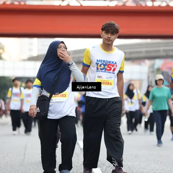 Runner Photo 4676659