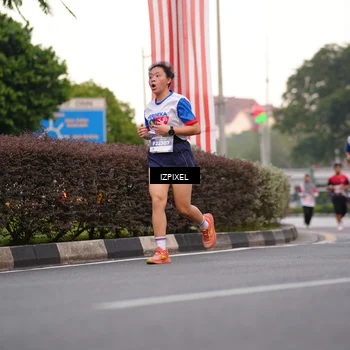 Runner Photo 4676673