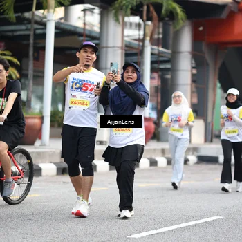 Runner Photo 4676683