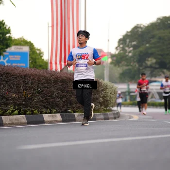 Runner Photo 4676720