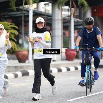 Runner Photo 4676738