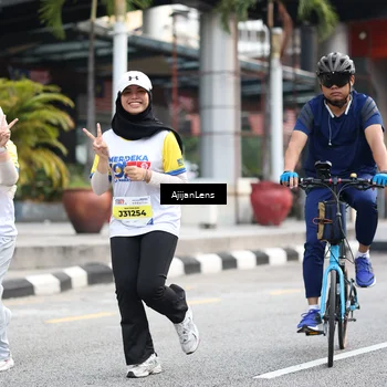 Runner Photo 4676740