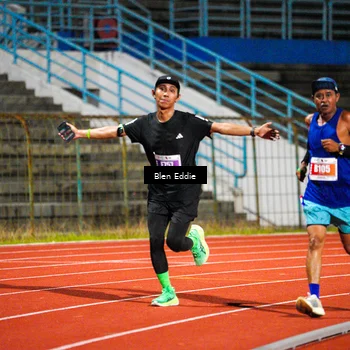 Runner Photo 4676743