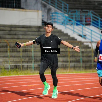 Runner Photo 4676753