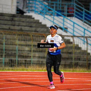 Runner Photo 4676773