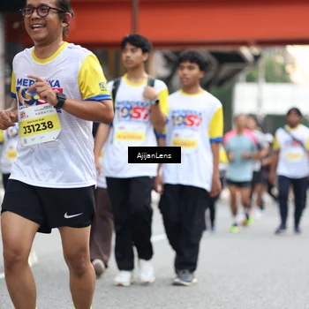 Runner Photo 4676786