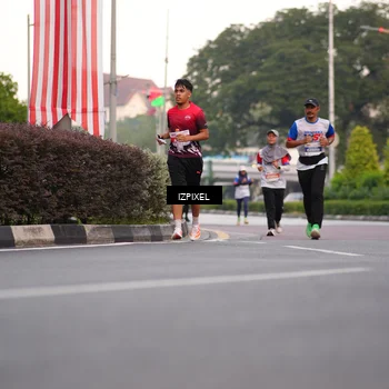 Runner Photo 4676790