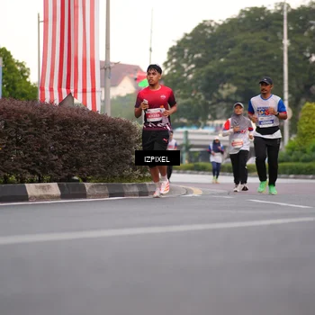Runner Photo 4676807