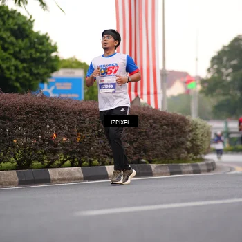 Runner Photo 4677045