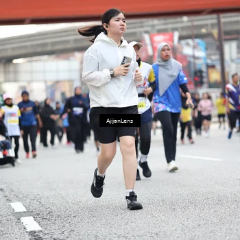 Runner Photo 4677075