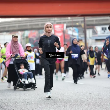 Runner Photo 4677090