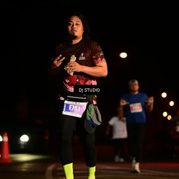 Runner Photo 4677376