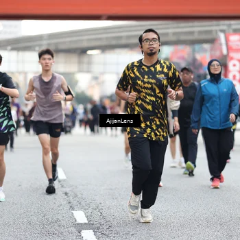 Runner Photo 4677436