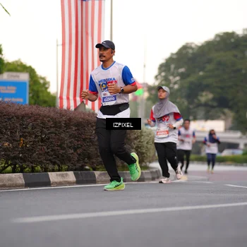 Runner Photo 4677485