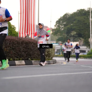 Runner Photo 4677708