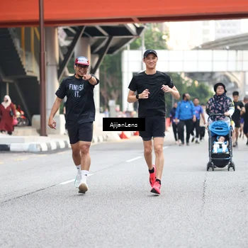Runner Photo 4677799