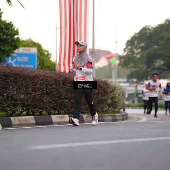 Runner Photo 4677842
