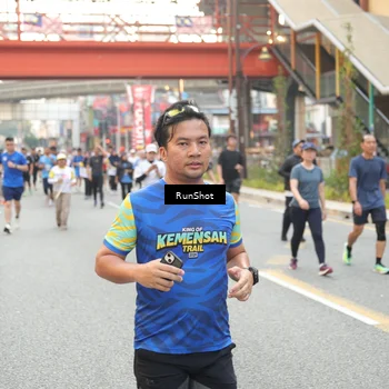 Runner Photo 4677904