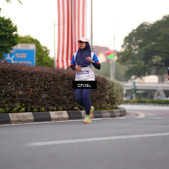 Runner Photo 4678376
