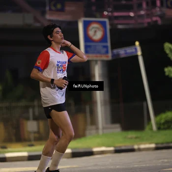 Runner Photo 4678725