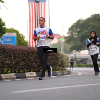 Runner Photo 4678800