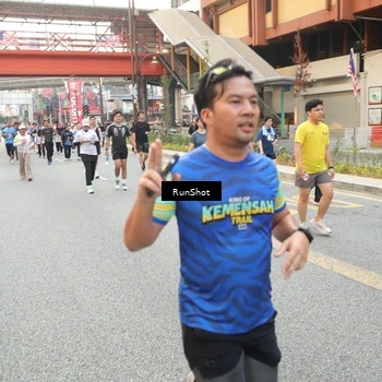 Runner Photo 4678814
