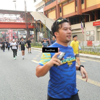 Runner Photo 4679001