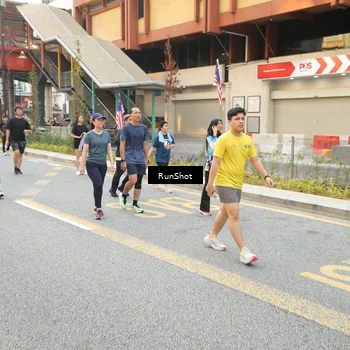 Runner Photo 4679349
