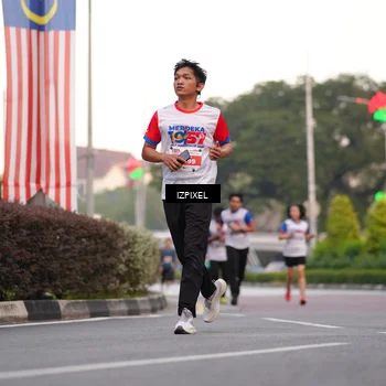 Runner Photo 4679381