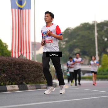 Runner Photo 4679563