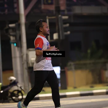 Runner Photo 4679875