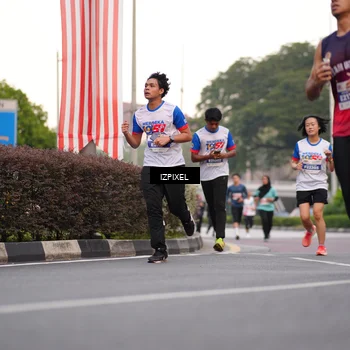 Runner Photo 4679941