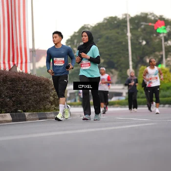 Runner Photo 4680293