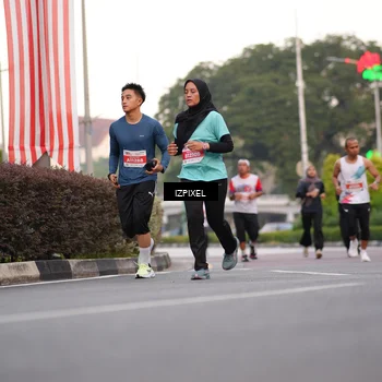 Runner Photo 4680312