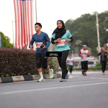 Runner Photo 4680341