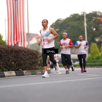 Runner Photo 4680506