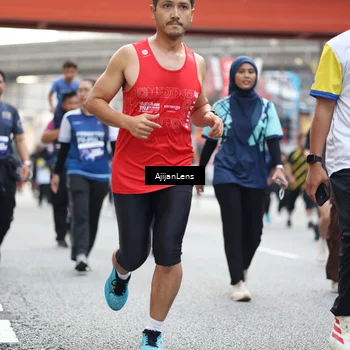 Runner Photo 4680624
