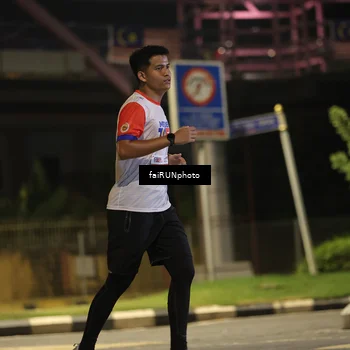 Runner Photo 4680756