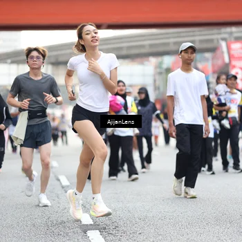 Runner Photo 4680765