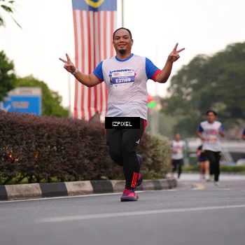 Runner Photo 4680845