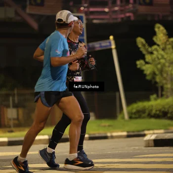 Runner Photo 4680894