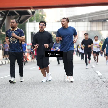 Runner Photo 4681136