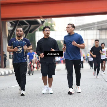 Runner Photo 4681165