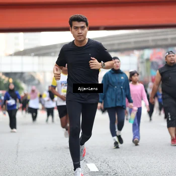 Runner Photo 4681192
