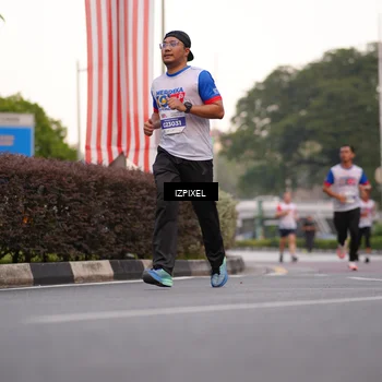 Runner Photo 4681199