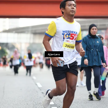 Runner Photo 4681212